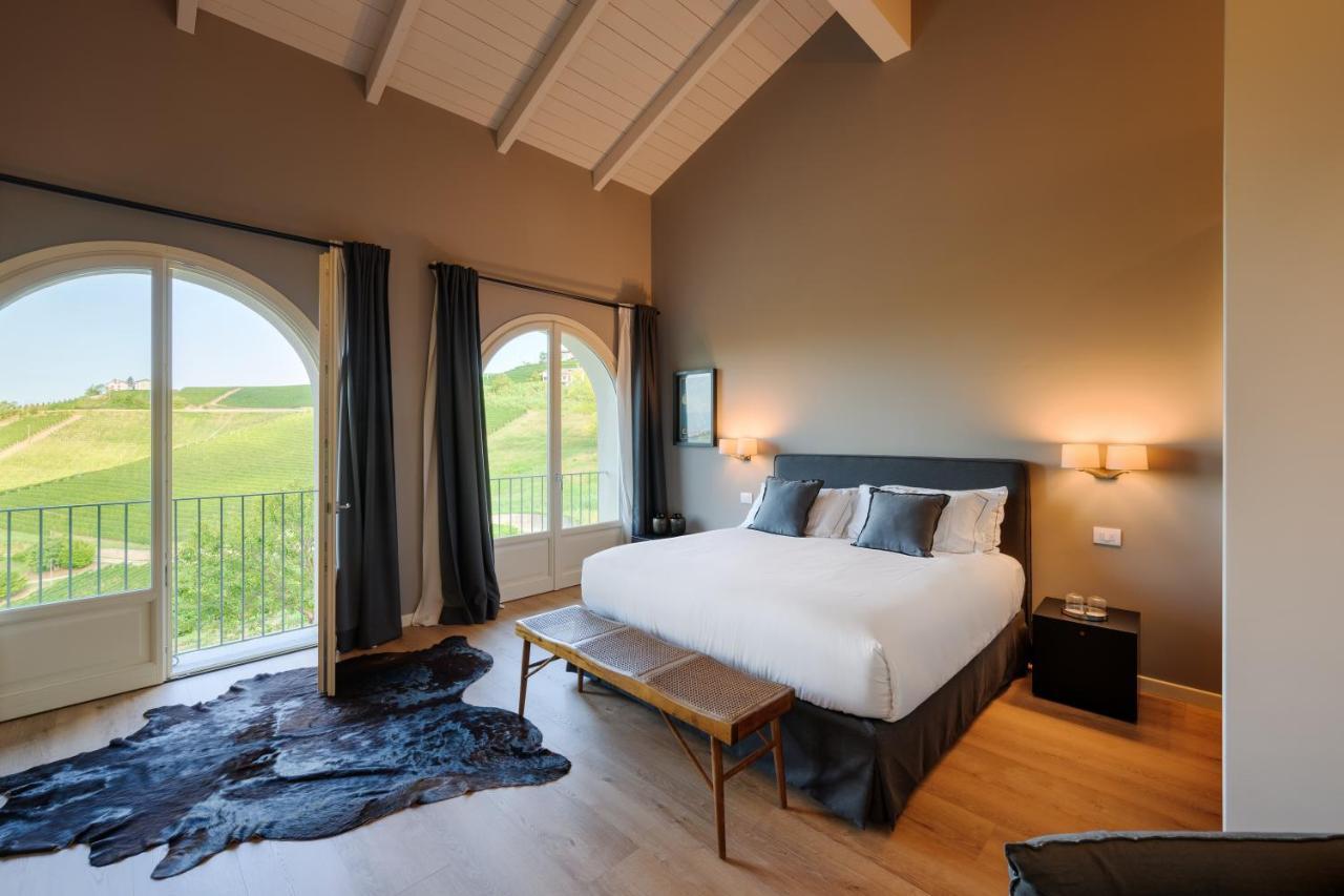 Monforte dʼAlba Icollirossi Agriturismo מראה חיצוני תמונה